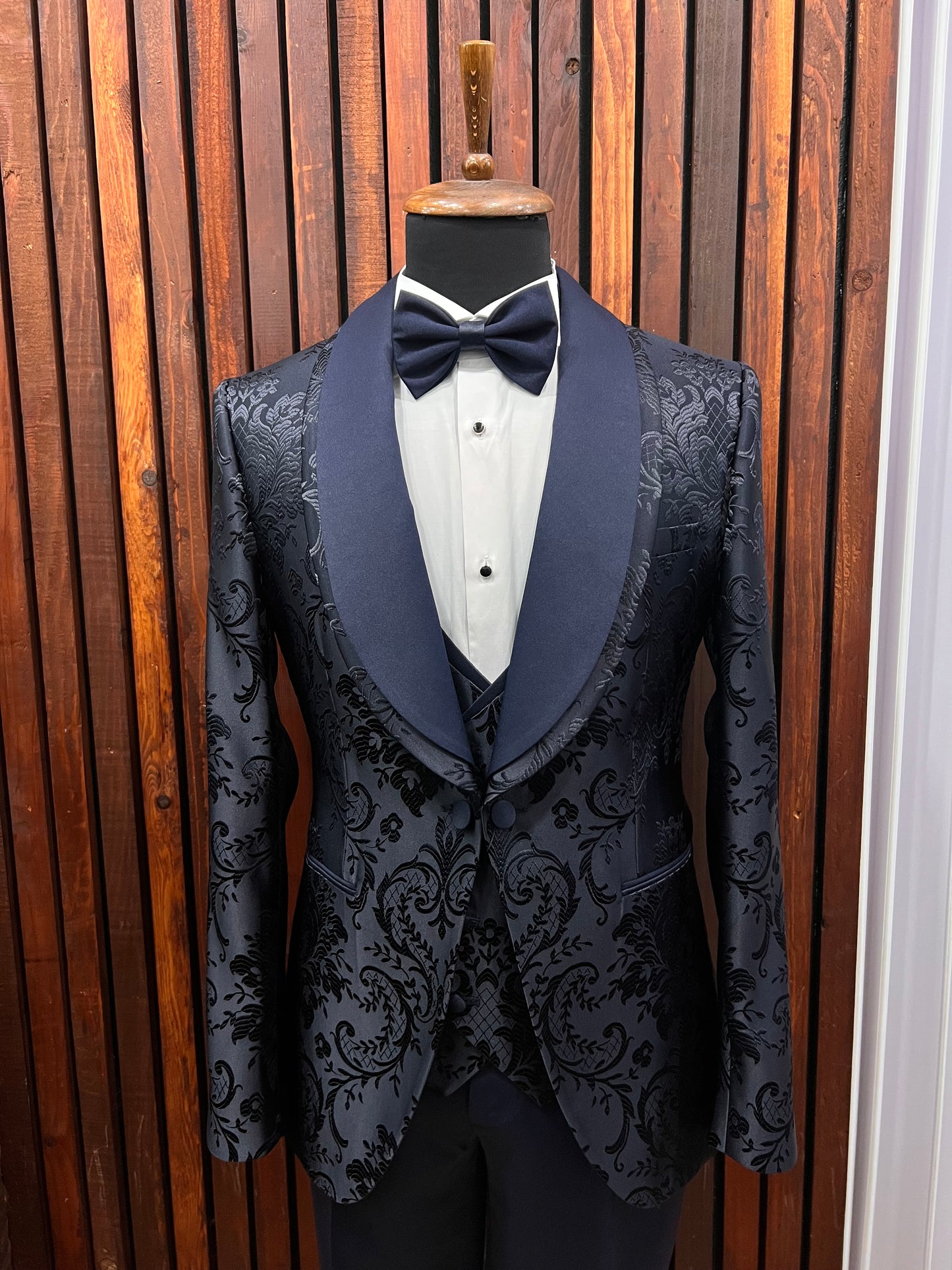 Men's Navy Blue Floral Shawl Lapel Tuxedo for Bay Area Events