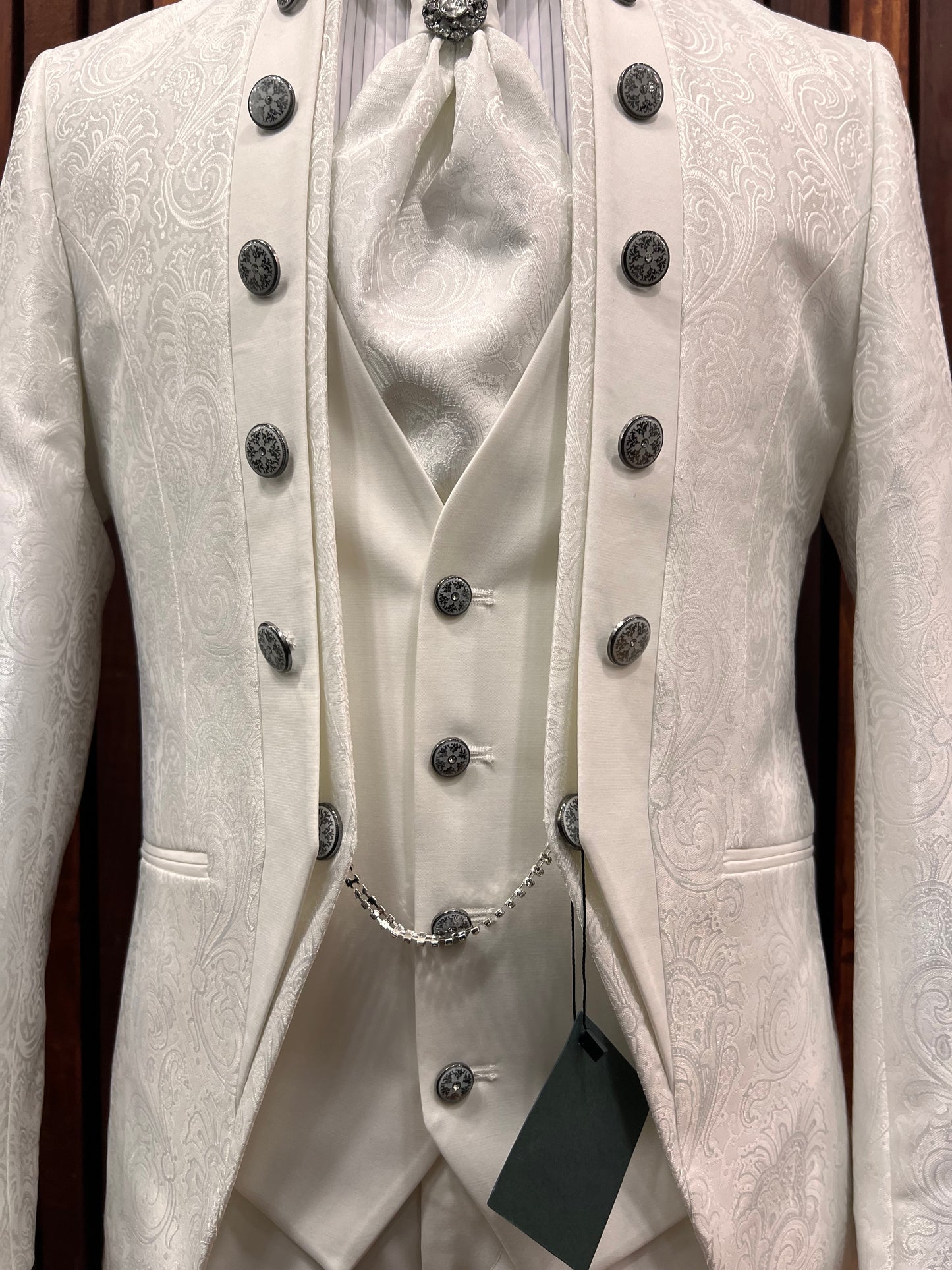 Men’s Slim Fit White Tuxedo Mandrin Collar