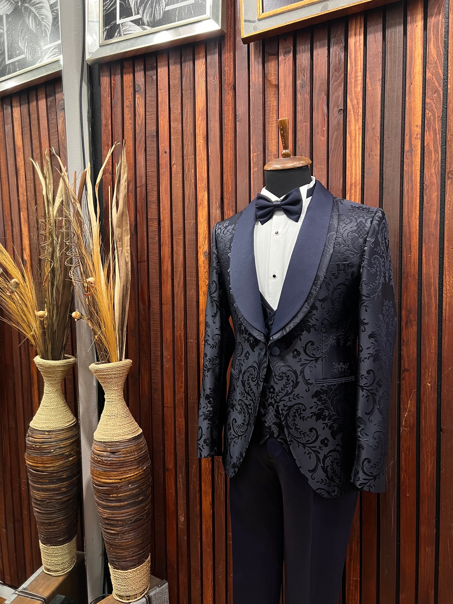 Men's Navy Blue Floral Shawl Lapel Tuxedo for Bay Area Events
