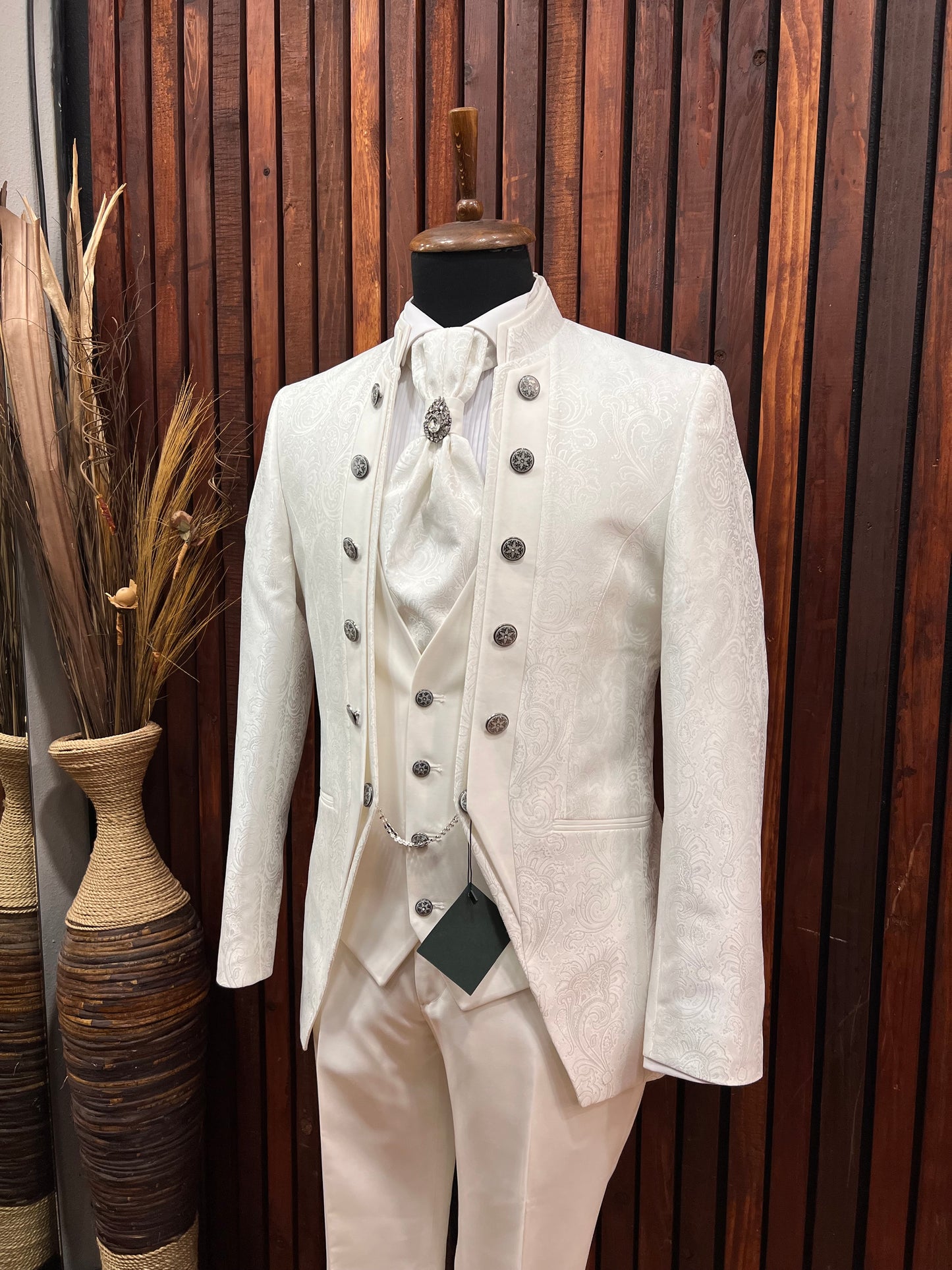 Men’s Slim Fit White Tuxedo Mandrin Collar