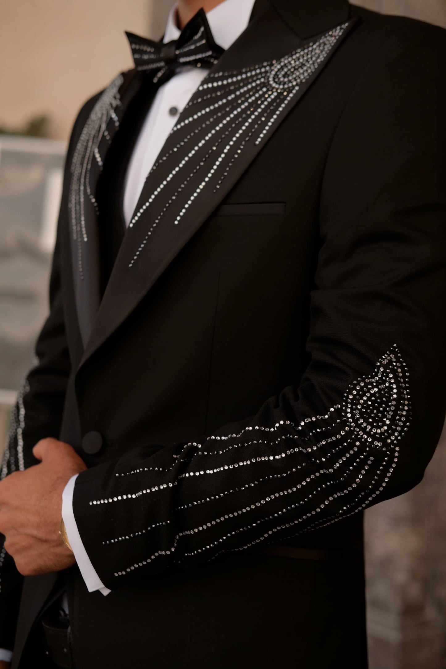 BLACK SLIM-FIT MENS TUXEDO 3 PIECE PEAK LAPEL