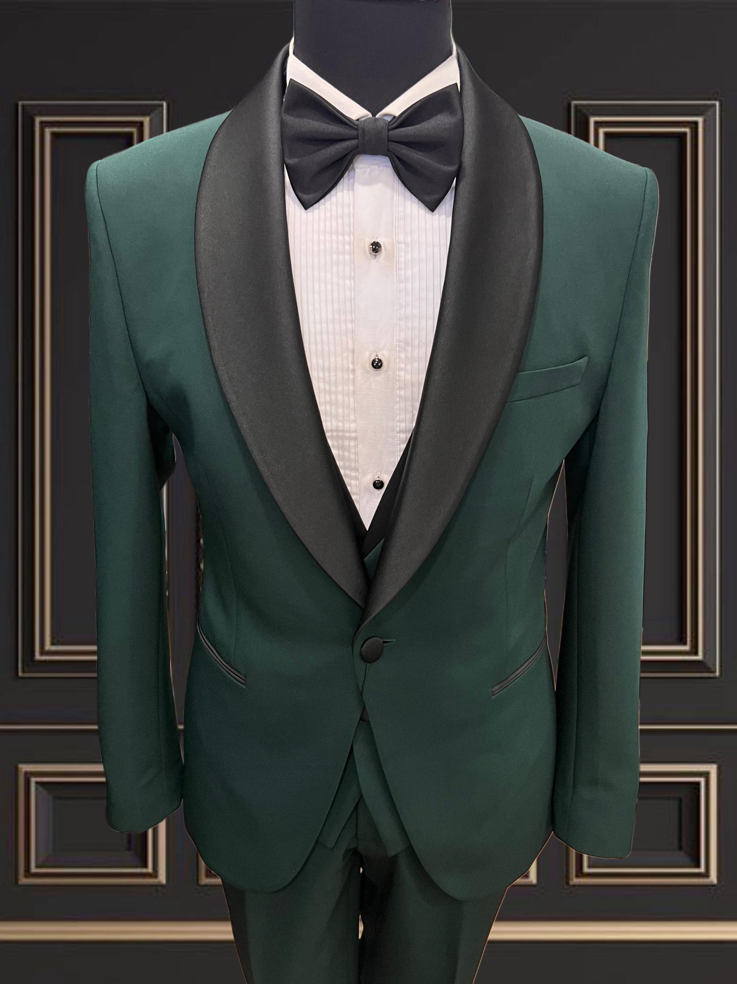 Emerald Green Tuxedo with Black Shawl Lapel | Premium Formalwear