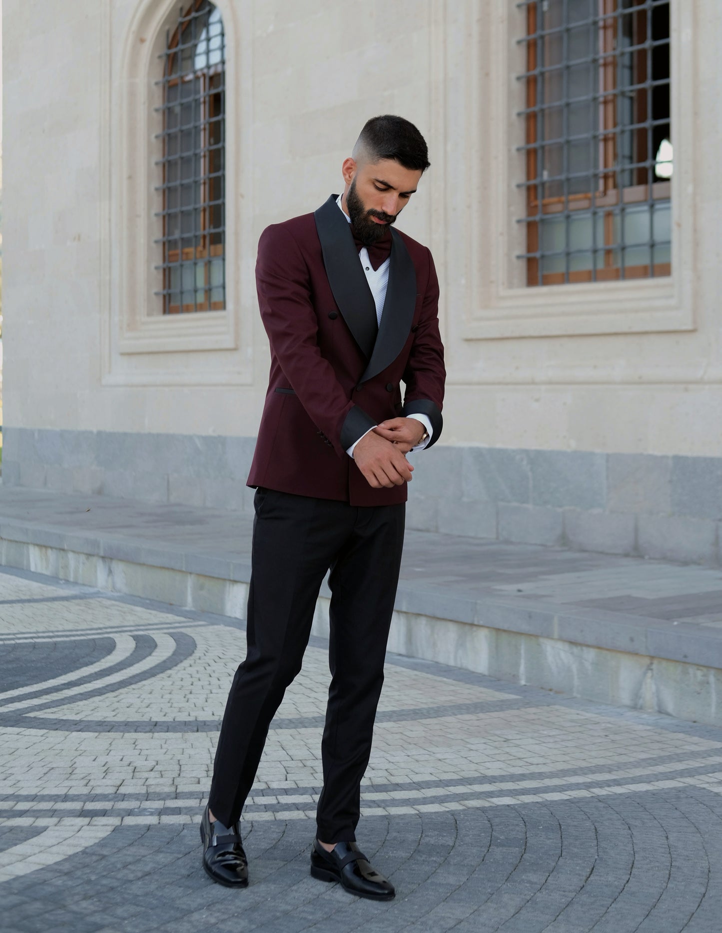 BURGUNDY SLIM-FIT MENS TUXEDO 2 PIECE SHAWL LAPEL